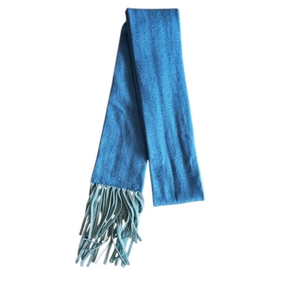 Ann Taylor 100% Cashmere Scarf Soft Blue Cable Knit Fringe Wrap Quiet Luxury - Picture 11 of 16